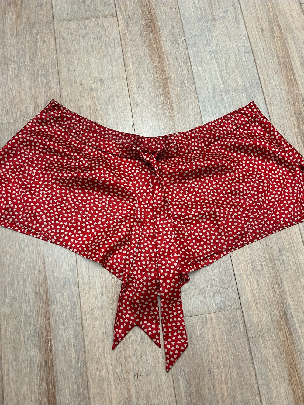 VTG Victoria's Secret Red Heart-Print Tie-Front Shorts size Small